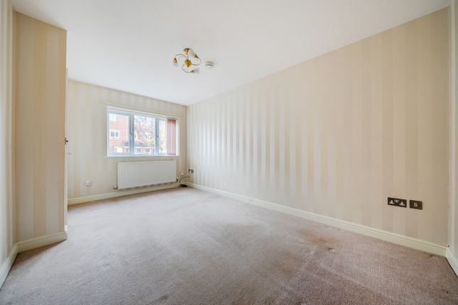 23, Oaklands Park, Powys photo 4