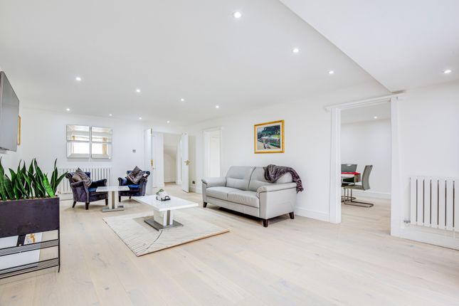 Thumbnail End terrace house to rent in Brondesbury Park, London