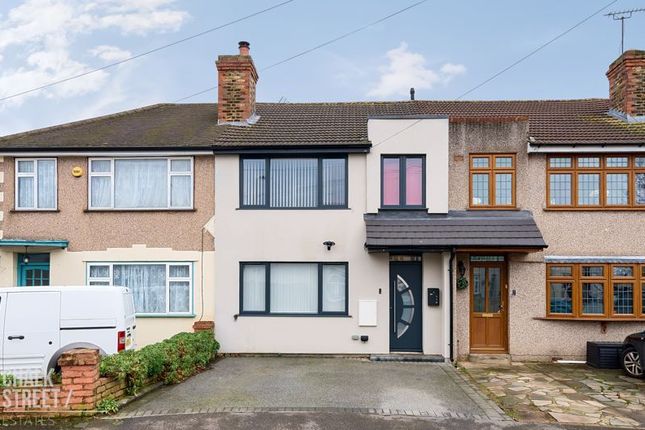 Thumbnail Terraced house for sale in Woburn Avenue, Hornchurch