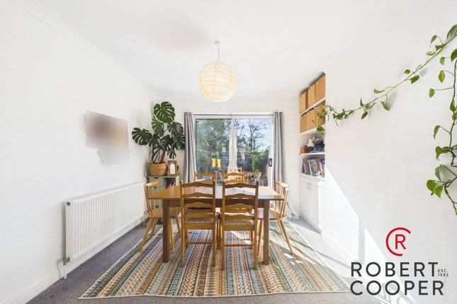 37, Balmoral Road, Harrow photo 4