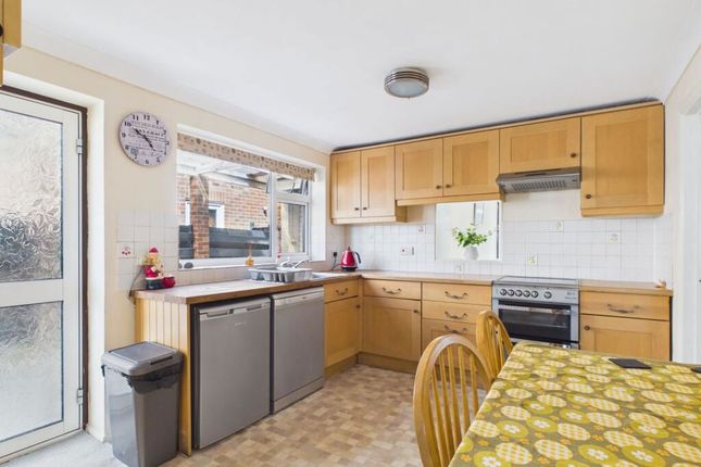 20, Stephens Road, Reading photo 3