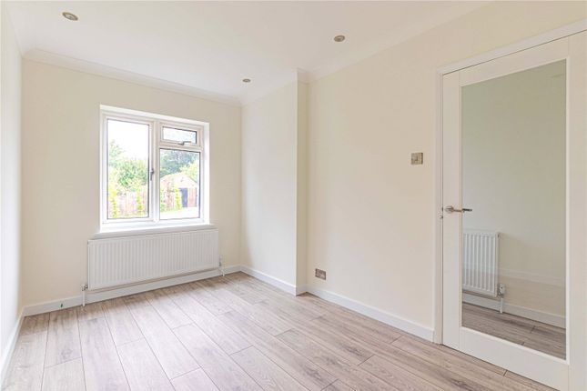 1, Marwood Close, Hertfordshire photo 4