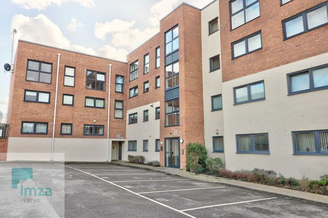 Flat to rent in Lowbridge Court, Garston, Liverpool, Merseyside