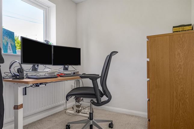 27, New Road, Harston photo 4