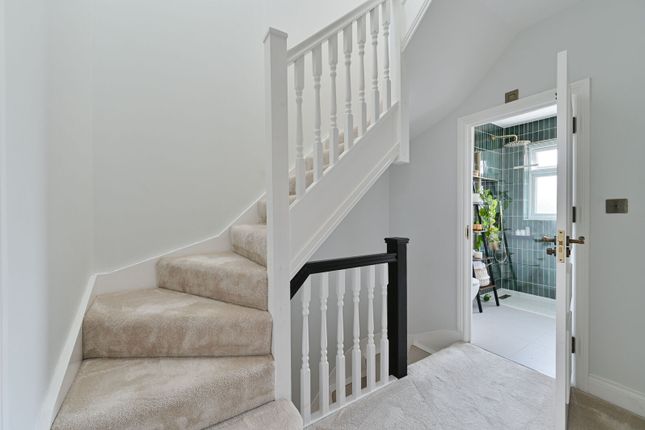 Gracefield Gardens, Streatham photo 4