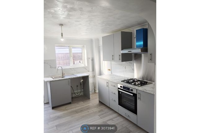 A Trevino Drive, Leicester photo 4