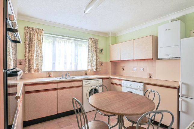 Flat 1, Ebury Court, 5, Grosvenor Road, Dorset photo 4