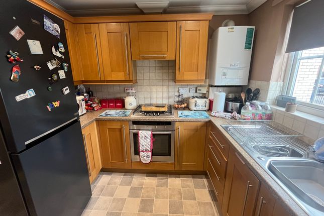 47, Fallowfields, LOWESTOFT photo 5