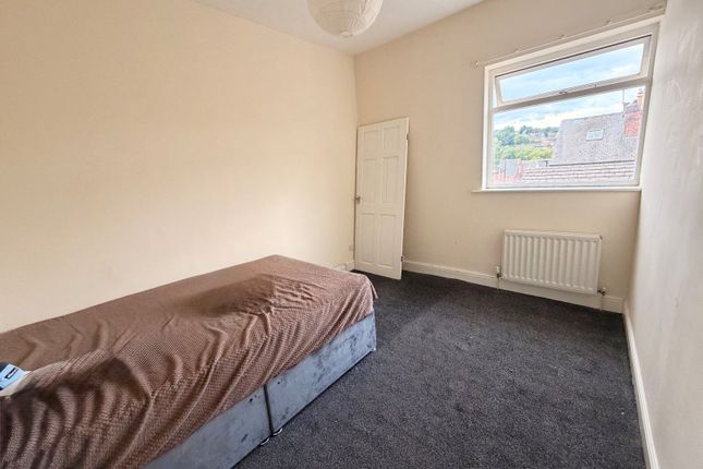 94, Lloyd Street, Sheffield photo 4