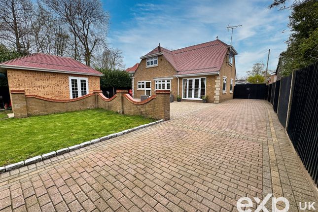 Detached house for sale in Beechwood Gardens, Culverstone, Meopham, Kent