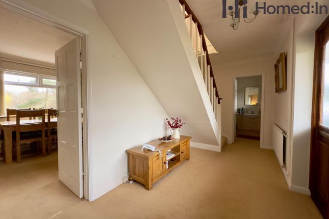 Tamburlain, Church Street, Horsham photo 3