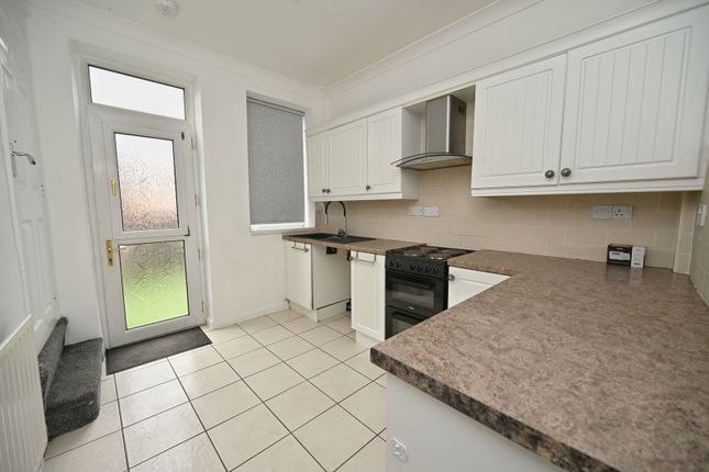 52, Manor Road, Barnsley photo 4