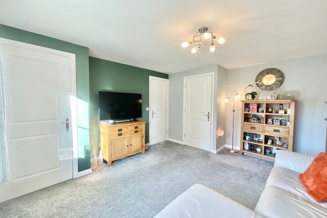 12 Candler Drive, Stone photo 2