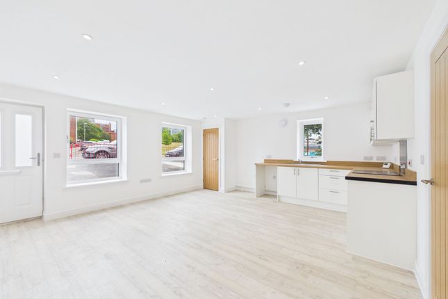 Apt 3, 45 Canterbury Street, Liverpool photo 4