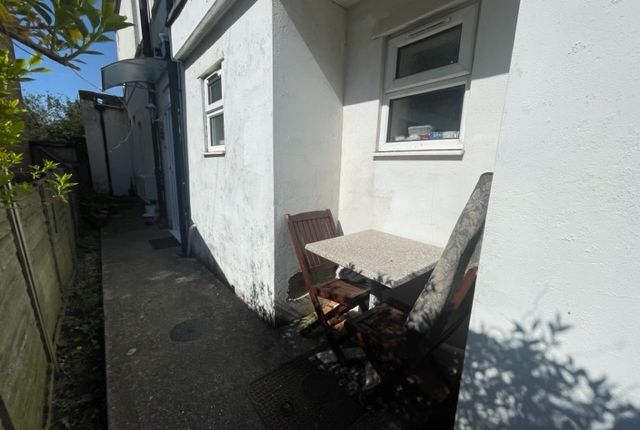 Unknown, Bournemouth photo 3