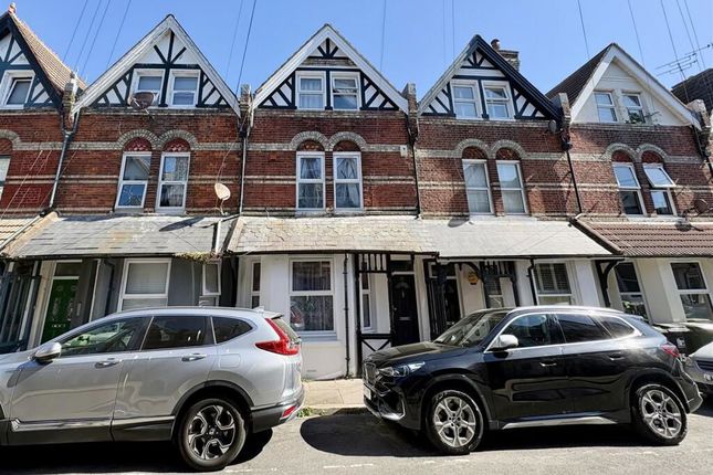 4-bed house on 7, Hyde Road, Eastbourne, £175,000