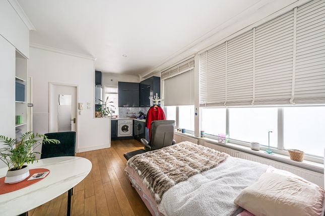 Flat Ground Floor, 71, Colehill Lane, London photo 4