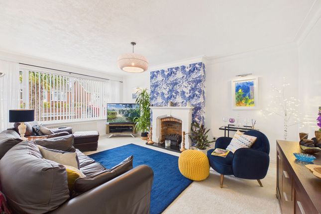 1 Lilac Gardens, Newcastle Upon Tyne photo 2
