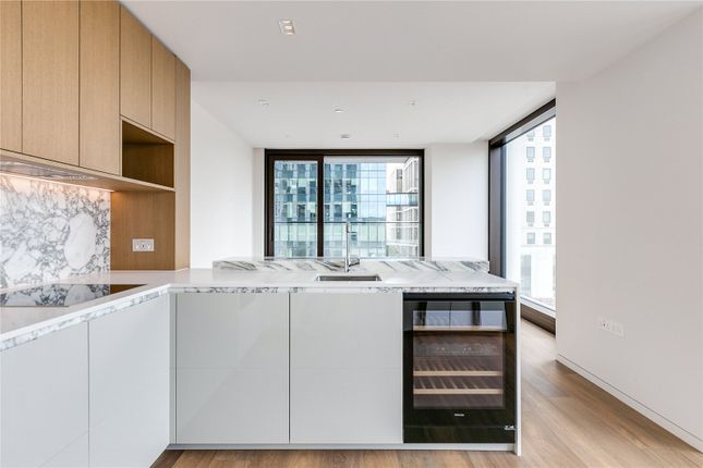 1-bed flat on Casson Square, Southbank Place, £4,117/mo