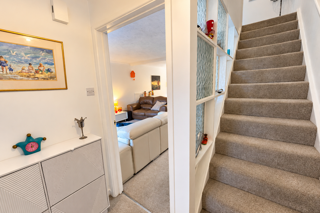 St. Katherines Close, Barnstaple photo 3