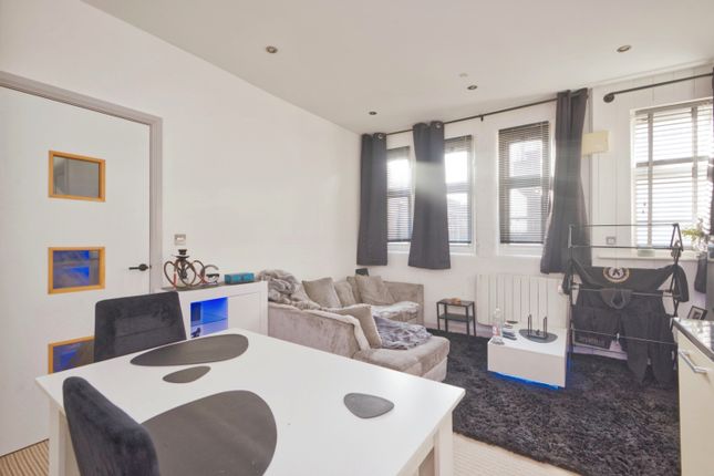 Flat for sale in Hunts Court, Corporation Street, Taunton, Somerset