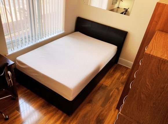 Bedroom 3c.Jpg