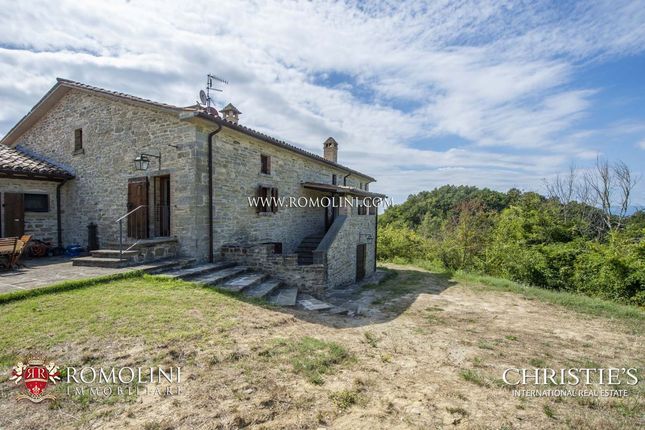 Farmhouse for sale in Città di Castello, Umbria, Italy