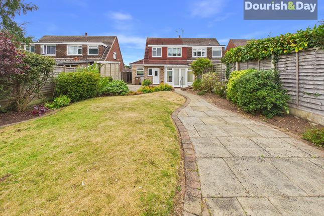 18 Mendip Avenue, Stafford photo 4