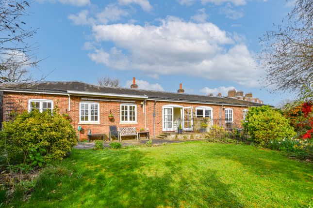 2-bed house on 3 The Magnolias, Wormleybury Manor Estate, Broxbourne, £559,995