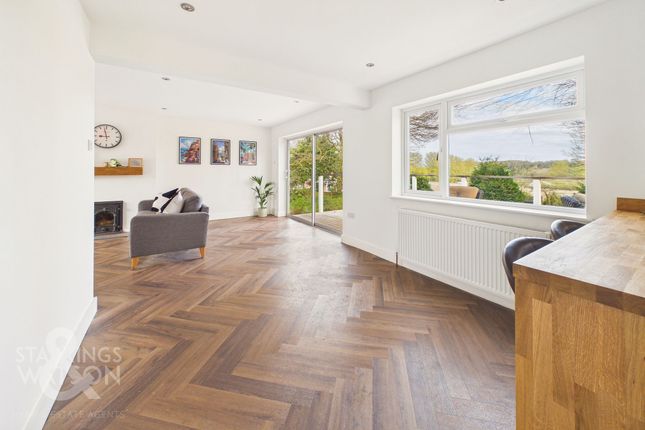 8 Valley View Crescent, Norwich photo 4