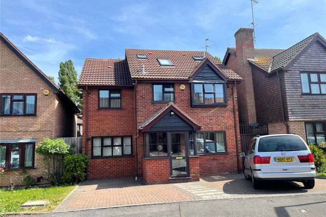 Thumbnail Detached house to rent in Strone Way, Hayes, Greater London