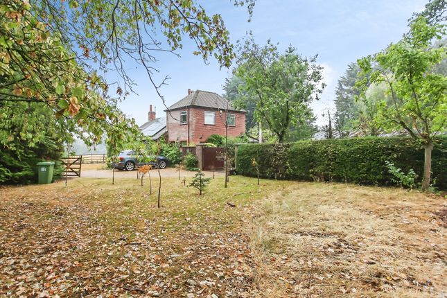 The Close, Beausale Lane, Warwick photo 3