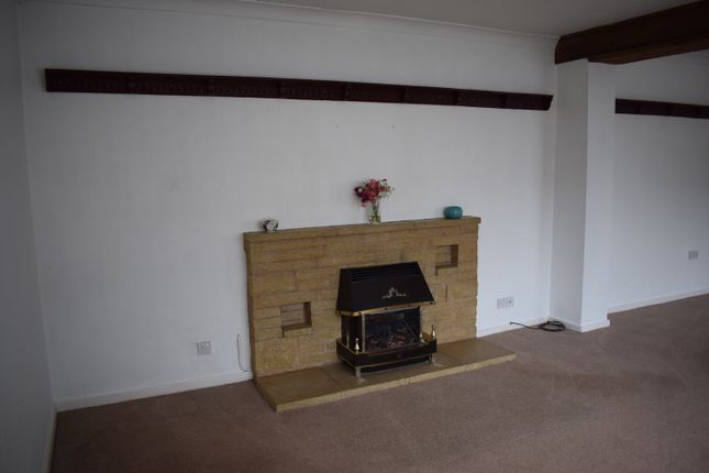 Detached bungalow to rent in Mount Pleasant Road, Bedworth