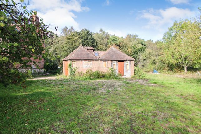 Cottage for sale in Ashford Road, Broomfield, Maidstone