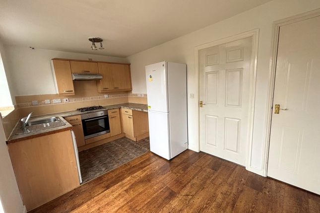 78, Gateshead photo 3