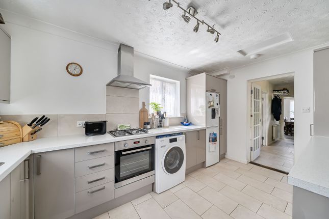 21, Brookley Road, Brockenhurst photo 2