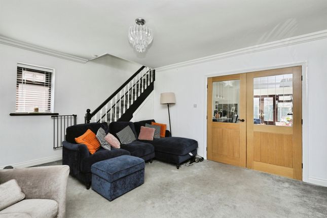 5, Camellia Close, Doncaster photo 2