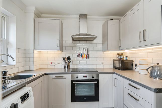 Flat 6, 49, Old Redbridge Road, Southampton photo 4
