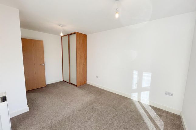 Flat 5, Bessemer Lodge, Milton Keynes photo 4