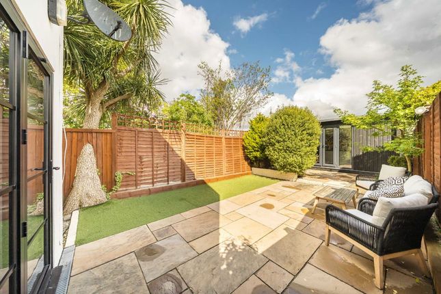 103, Eardley Road, London photo 4