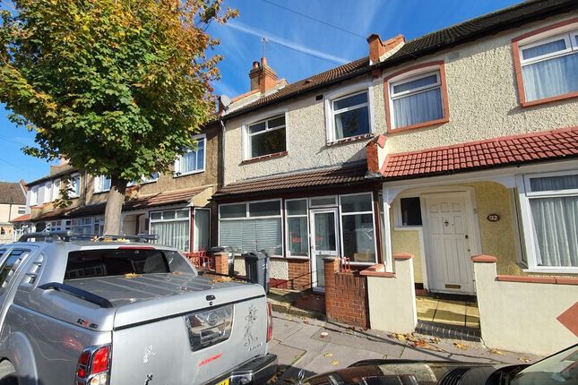90, Thornton Heath, London photo 4