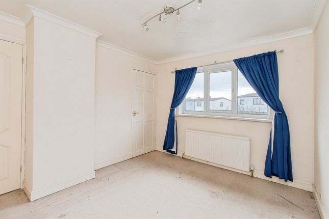 95, Ruskin Drive, CASTLEFORD photo 4