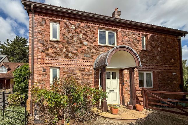 3-bed semi-detached on Kingston Court, Taunton, £475,000