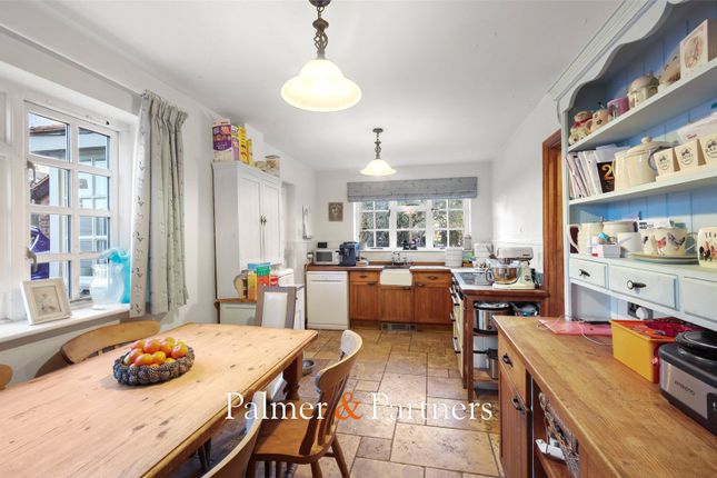 14, Birch Street, Colchester photo 3