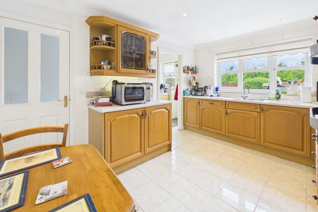 26, Burrow Drive, Lakenheath photo 3