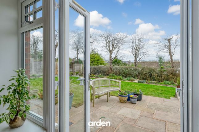 2 Jenkinson Gardens, Worcester photo 4