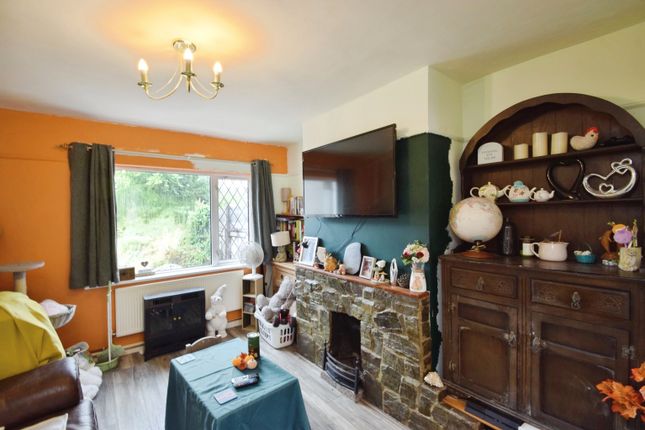 25, Gellideg, Swansea photo 2