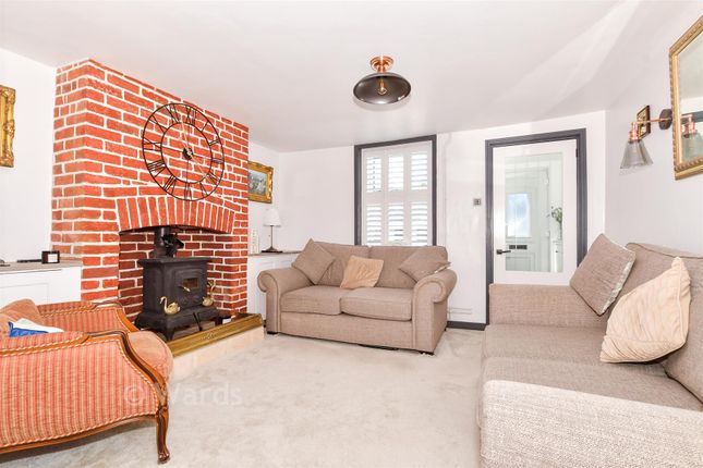 153, Heath Road, Maidstone photo 2