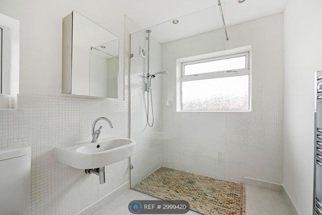 Methuen Road, Edgware photo 3