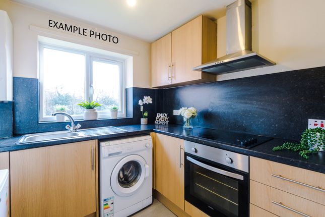 86, Lloyd Mansions, Salford photo 5